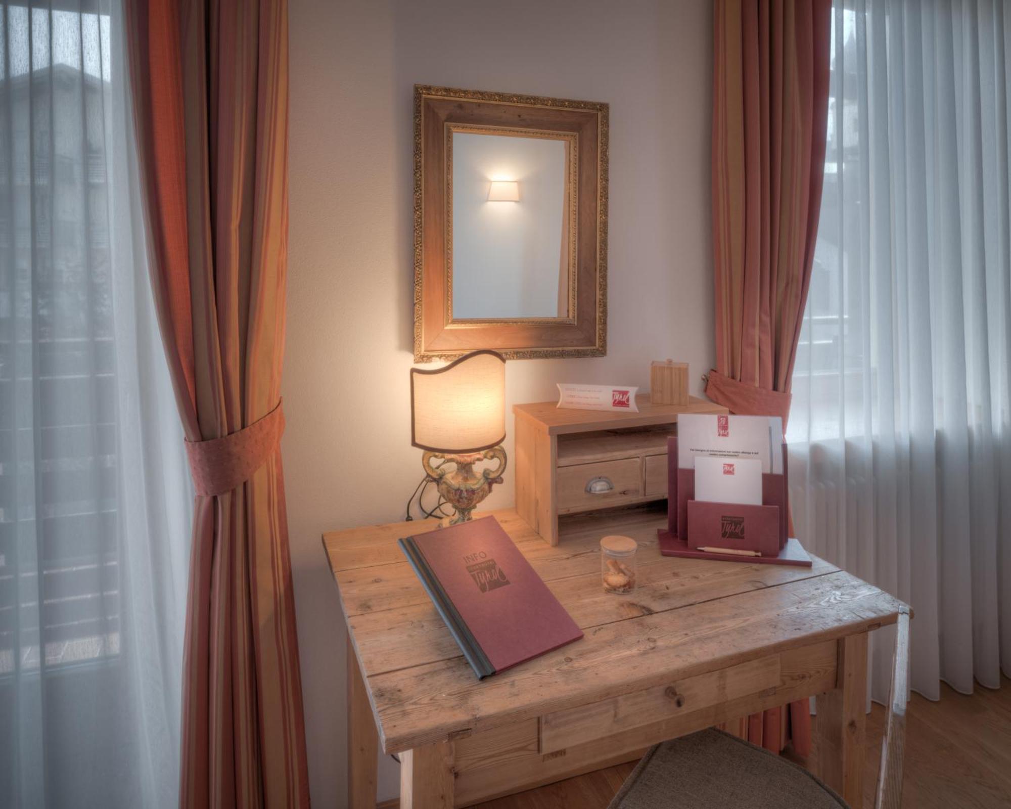 Hotel Il Tyrol San Candido Esterno foto