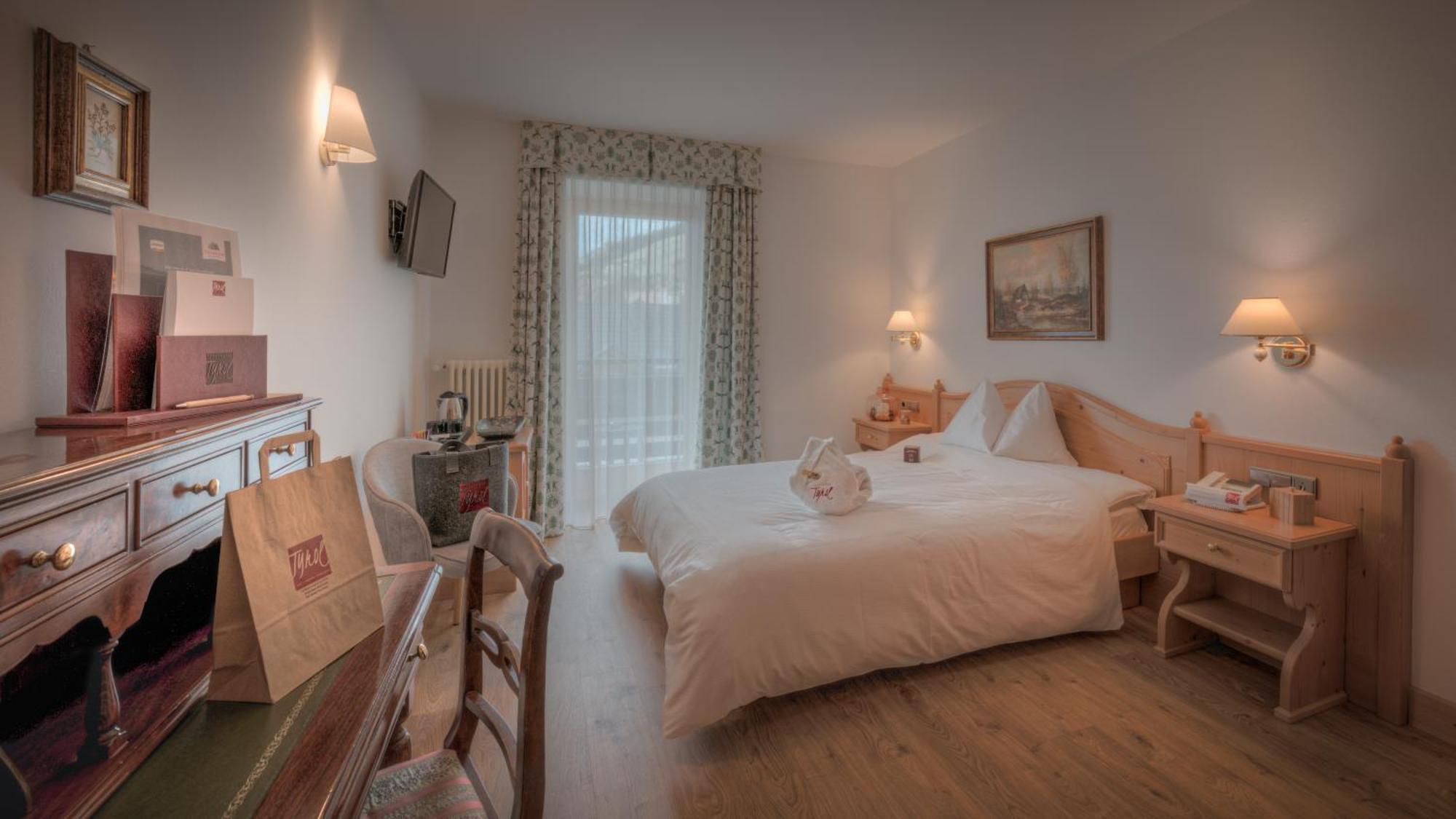 Hotel Il Tyrol San Candido Esterno foto